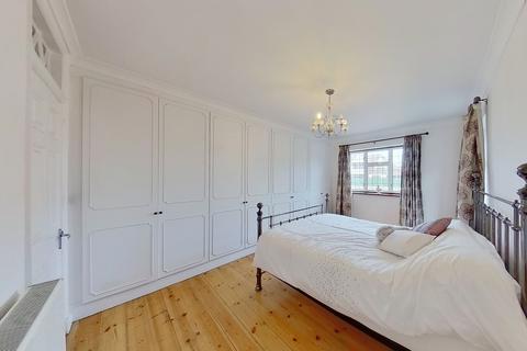 98 Beltinge Road, Herne Bay, CT6 6HL