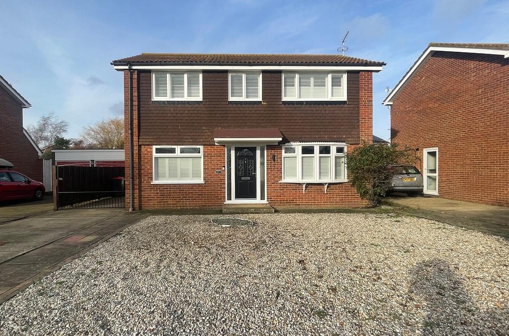 Highfields Avenue, Herne Bay 4 bed detached house for sale £500,000