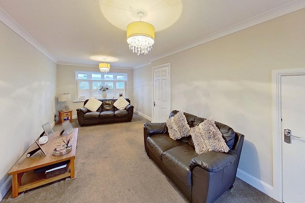 Highfields Avenue, Herne Bay 4 bed detached house £500,000