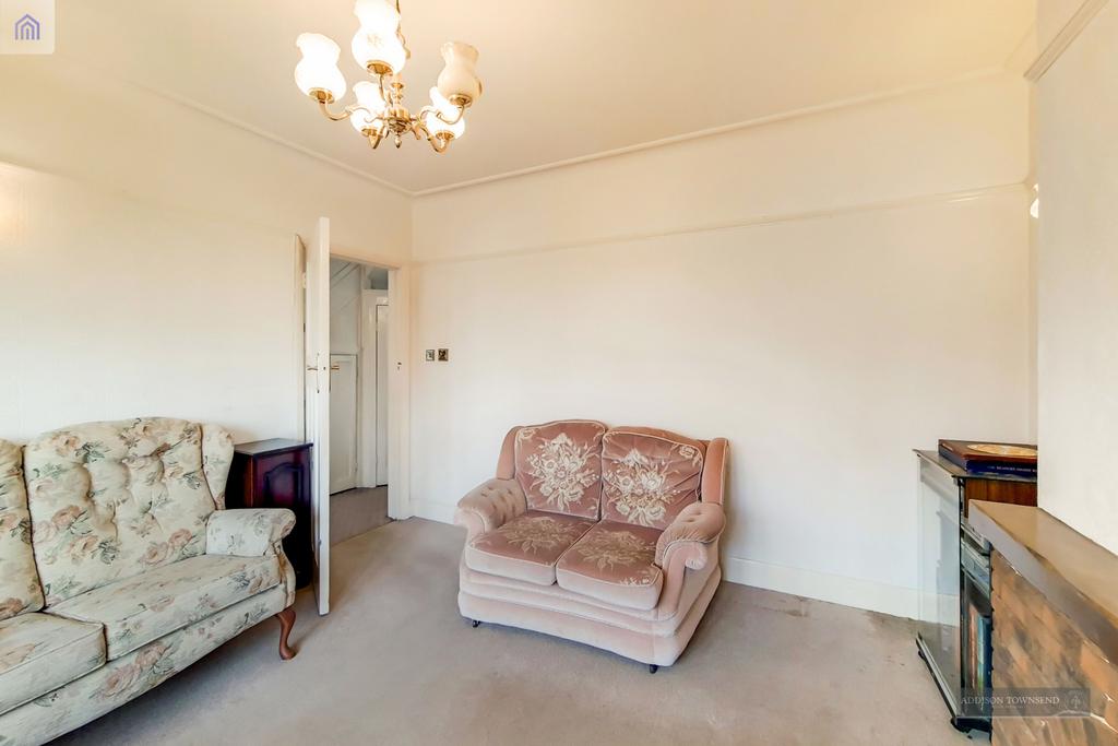 Churchbury Lane, EN1 3 bed semidetached house for sale £550,000