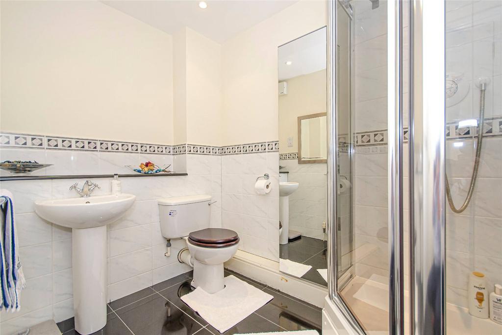 En-Suite 1