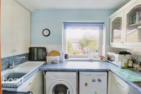 12 Green Oaks, Luton, LU2 7TH