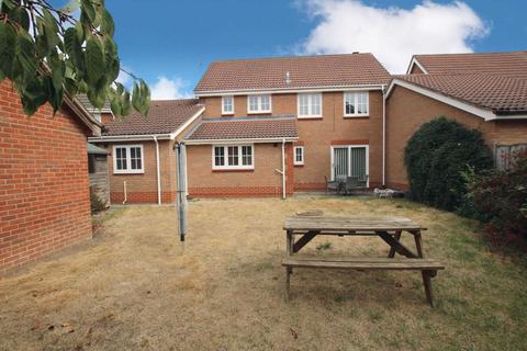 4 bedroom detached house for sale - Century Way, Norwich