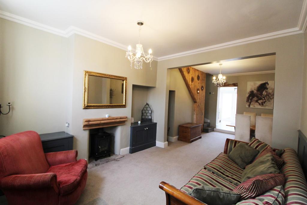 Lairgate, Beverley, HU17 9HL 2 bed terraced house £875 pcm (£202 pw)