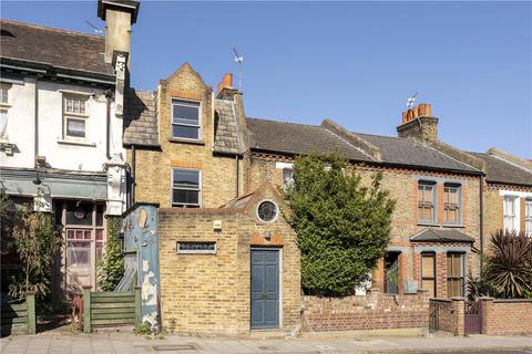 3 bedroom terraced house for sale, Lyham Road, London, SW2