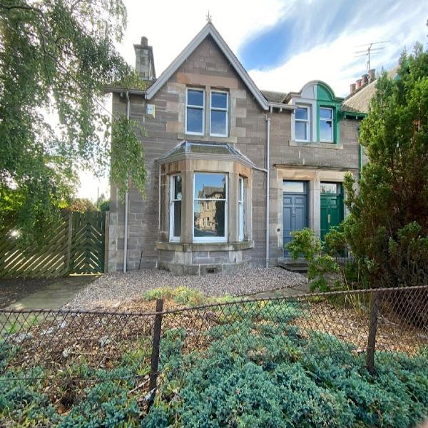 2 Florence Place, Perth, Perthshire, PH1 3 bed semidetached house £