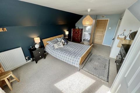 74 Beech Avenue, Beith, KA15 2EQ