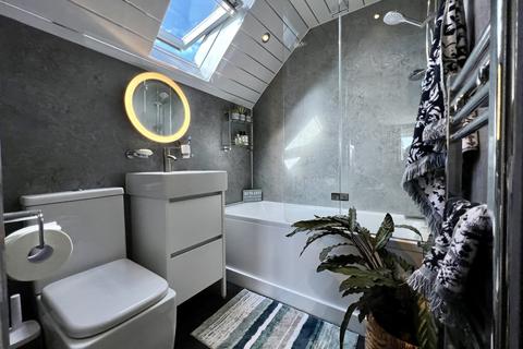 74 Beech Avenue, Beith, KA15 2EQ