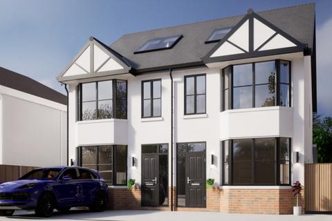 4 bedroom semi-detached house for sale - London Road, Benfleet, SS7