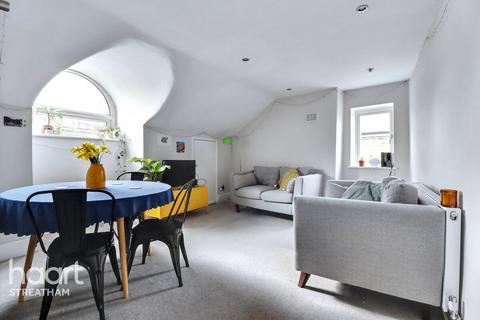 2 bedroom flat to rent, Knollys Road, Streatham SW16