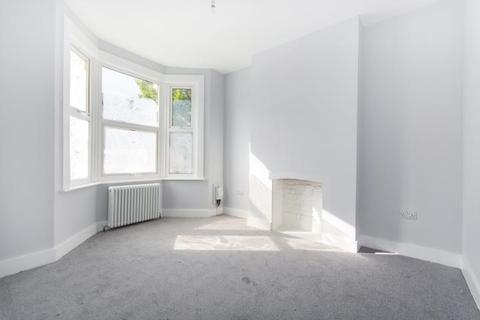 Flat 20 Whateley Road, London, SE22 9DB