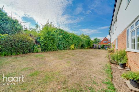 Flat 6, Nicholas Court Collingwood Road, Witham, CM8 2EF