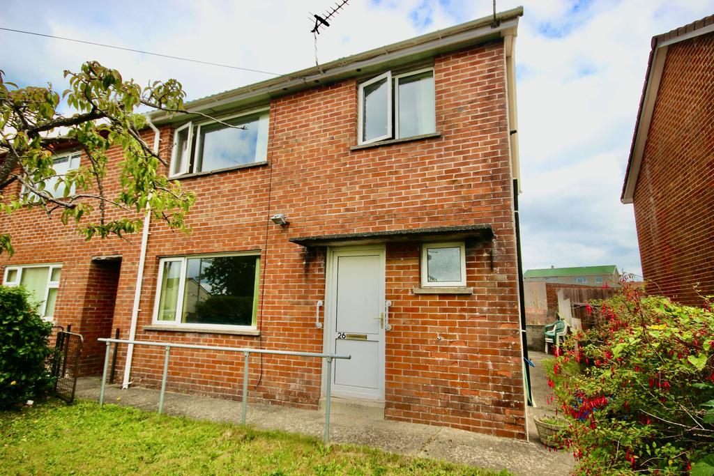 Dylan Avenue, Cefn Fforest, Blackwood 3 bed semidetached house £122,500