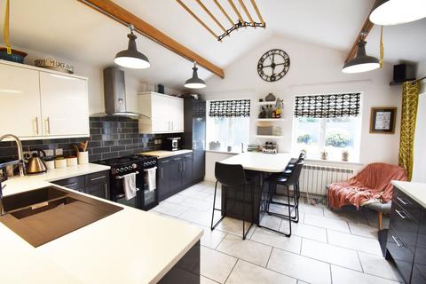 undefined, Orchard Close, Bodenham