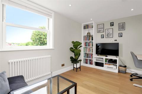 Flat 3, 18 Hillcrest Road, London, W3 9RZ