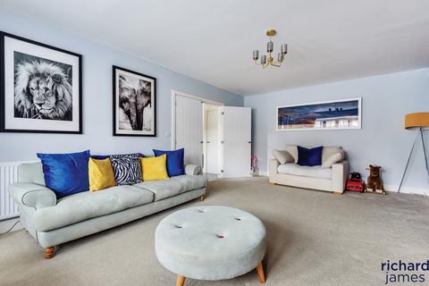 14 Amethyst Road, Swindon, SN25 2SF