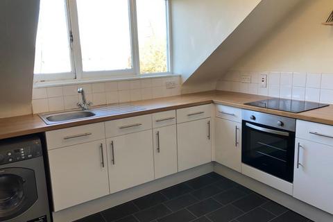 2 bedroom flat to rent, Carden Terrace, Top Floor, Aberdee,  AB10