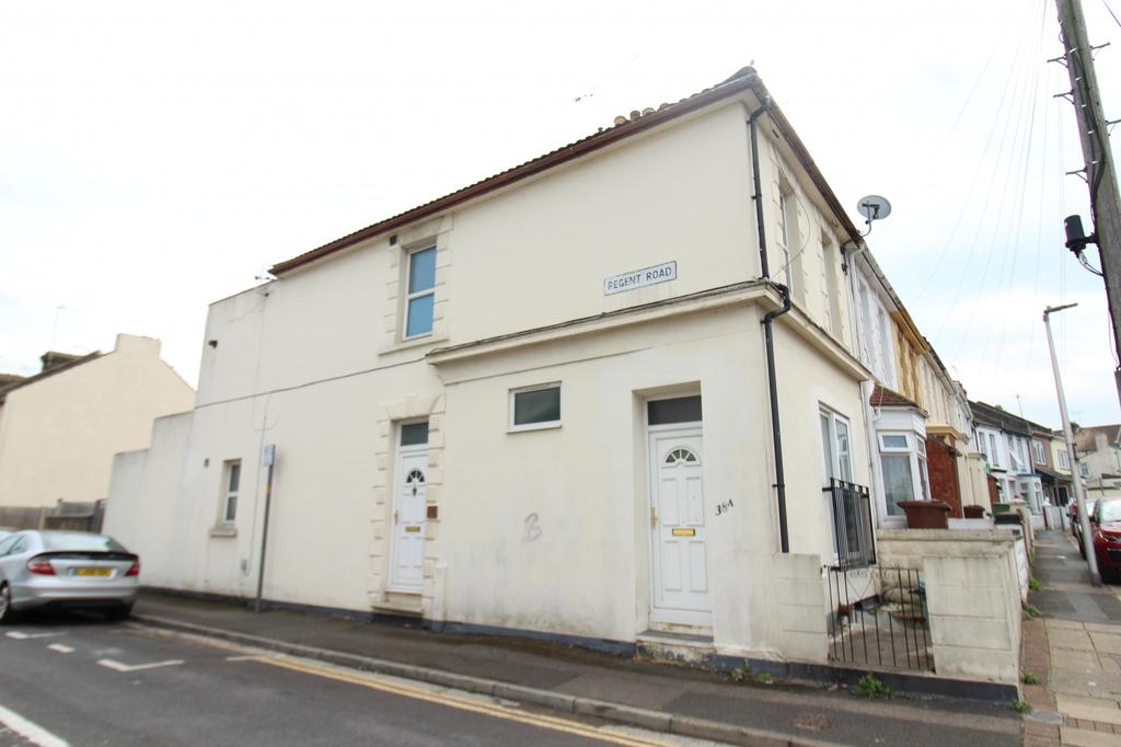 Belmont Road, Gillingham, Kent, ME7 1 bed terraced house £875 pcm (£