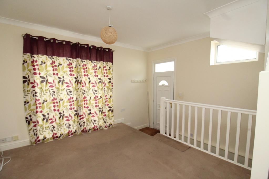 Belmont Road, Gillingham, Kent, ME7 1 bed terraced house £875 pcm (£