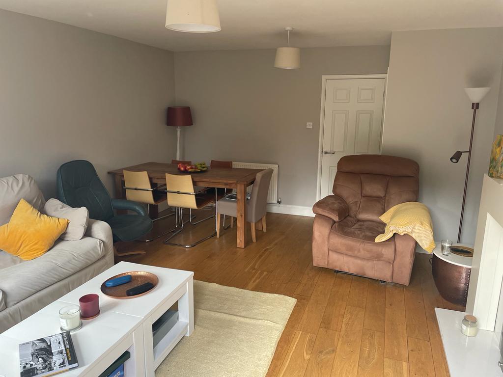 Ashby Rise, Great Glen 3 bed detached house £1,050 pcm (£242 pw)