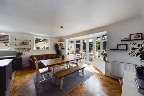 67 Wenallt Road, Cardiff, CF14 6SB