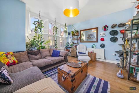 6 Plashet Road, London, E13 0PU