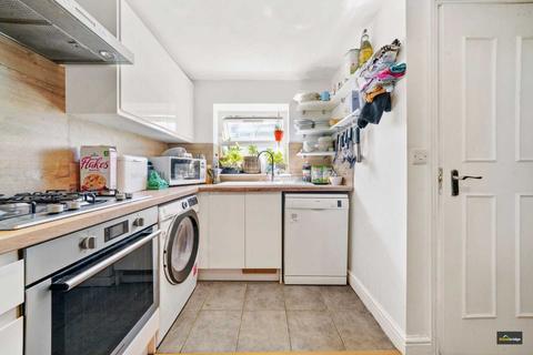 6 Plashet Road, London, E13 0PU