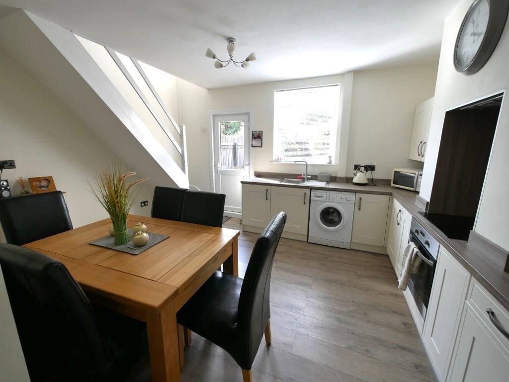 Cemetery Road, Ipswich 3 bed terraced house £279,000