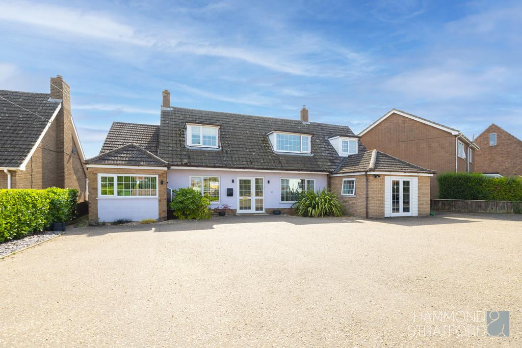 Hargham Road, Attleborough 4 bed detached house for sale £500,000