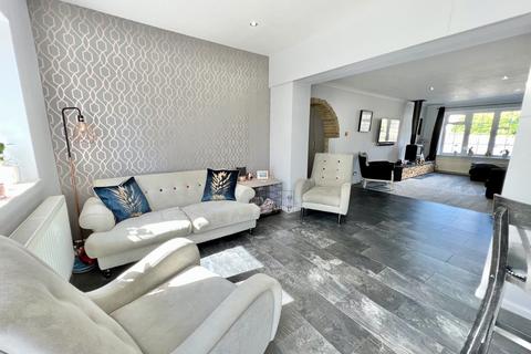 16 Ullswater Drive, Wetherby, LS22 6YF