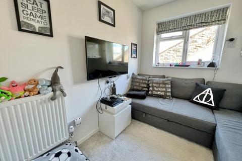 16 Ullswater Drive, Wetherby, LS22 6YF