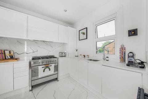 Flat A, Tennyson House Vancouver Road, London, SE23 2AJ