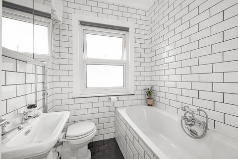 Flat A, Tennyson House Vancouver Road, London, SE23 2AJ