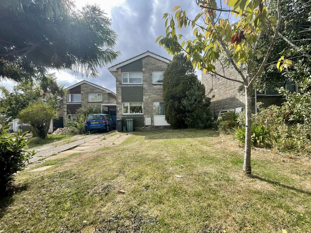 St Helens, Isle of Wight 3 bed link detached house £360,000