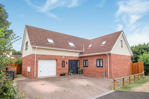 4 bedroom detached house for sale, The Dutts, Dilton Marsh
