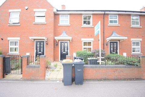 3 bedroom terraced house to rent, Priory Mews, Bedford MK41