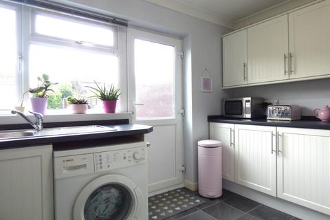 2 bedroom semi-detached house for sale - Highview Gardens, Parkstone