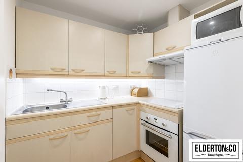 1 bedroom flat to rent, Clanricarde Gardens, London W2