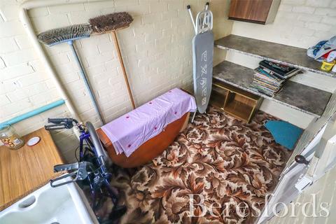 8 Blunts Hall Road, Witham, CM8 1ER