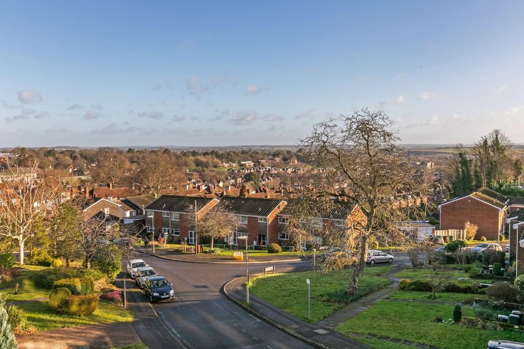 West Hill Park, Fulflood, Winchester, SO22 4 bed terraced house for