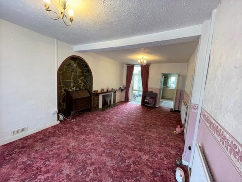 Park Street, Abercynon 3 bed terraced house £100,000