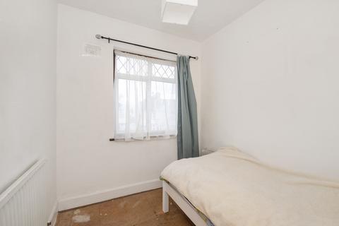 228 All Souls Avenue, London, NW10 3AD
