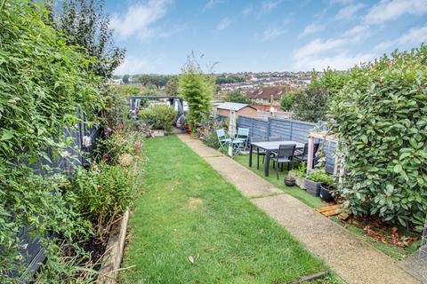2 bedroom semi-detached house for sale - Stonery Close, Portslade