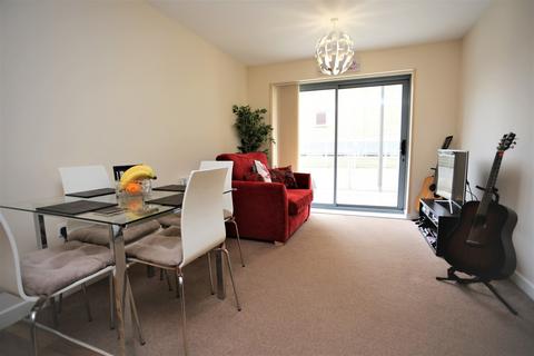 1 bedroom apartment to rent, Marine House, Quayside Drive, Colchester, CO2