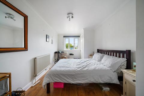 4 Goddard Place, London, N19 5GS