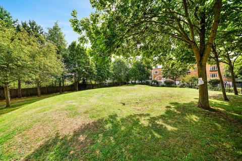 4 Goddard Place, London, N19 5GS