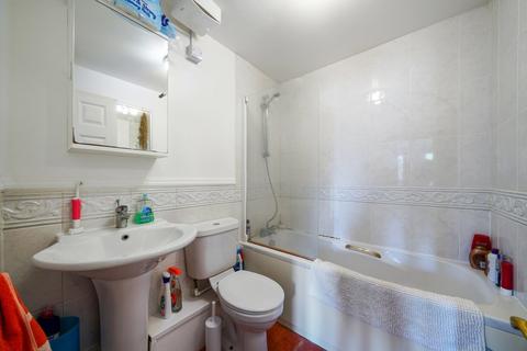 4 Goddard Place, London, N19 5GS