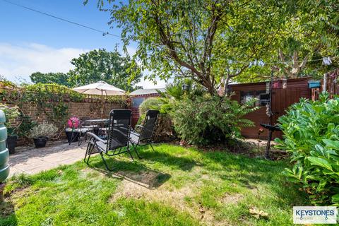 1 Harebell Way, Romford, RM3 8AS