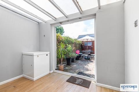 1 Harebell Way, Romford, RM3 8AS