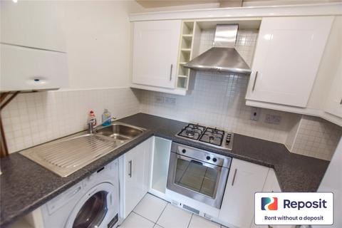 2 bedroom flat to rent, Little Bolton Terrace, Salford, M5